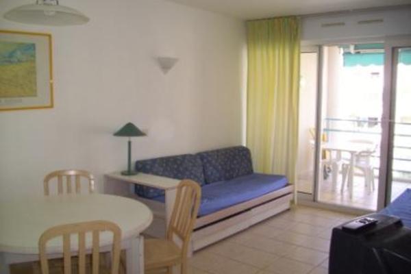 holiday flat in Antibes 2