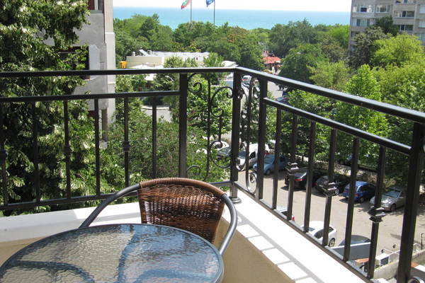 holiday flat in Burgas 17