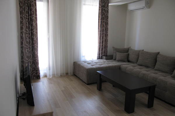 holiday flat in Burgas 4