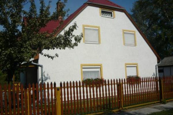 holiday flat in Balatonkeresztúr 1