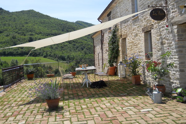 bed and breakfast in Belforte all'Isauro 8