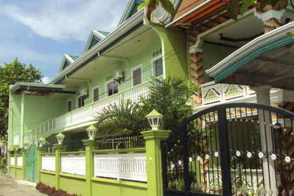 holiday flat in Cebu City 1