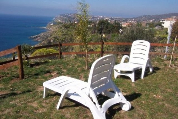 holiday flat in Coccorino 1