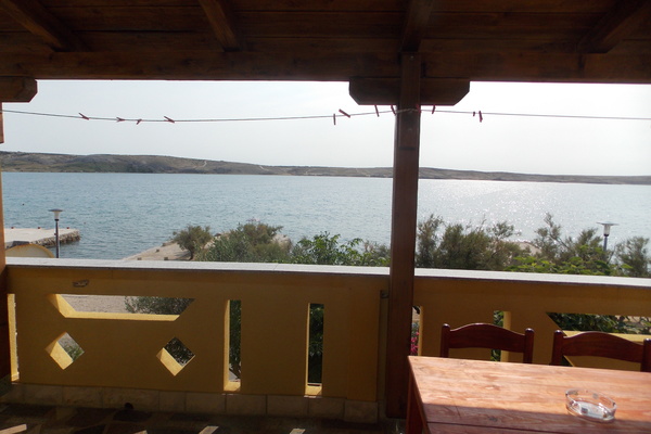 holiday flat in Pag 7