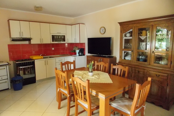 holiday flat in Pag 12