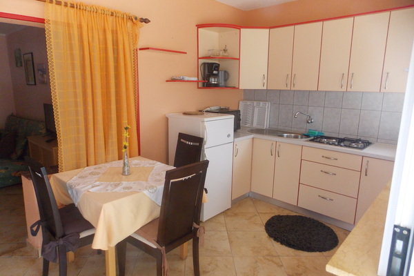 holiday flat in Pag 5