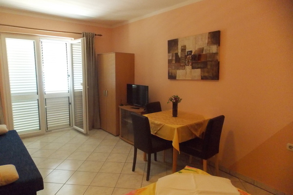 holiday flat in Pag 5