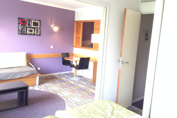 holiday flat in Issy-les-Moulineaux 1
