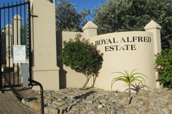 holiday flat in Port Alfred 6