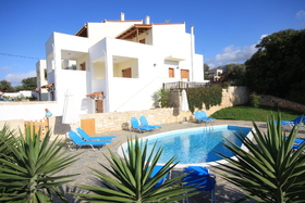 Exclusive Villa mit Pool und Meerblick Kreta
