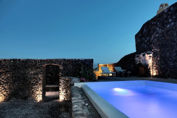 house in Santorini 4