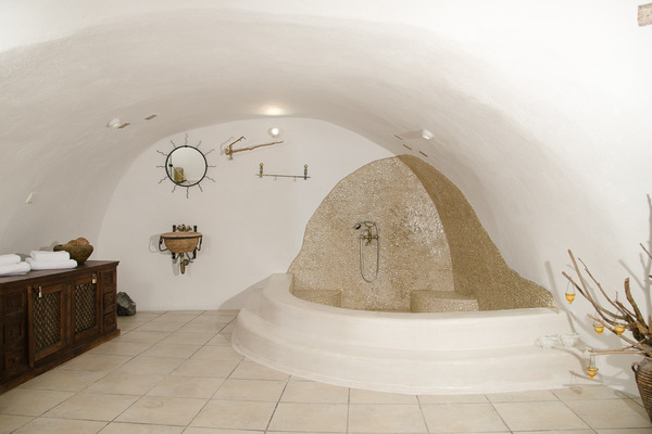 house in Santorini 5