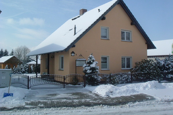 house in Burg 2